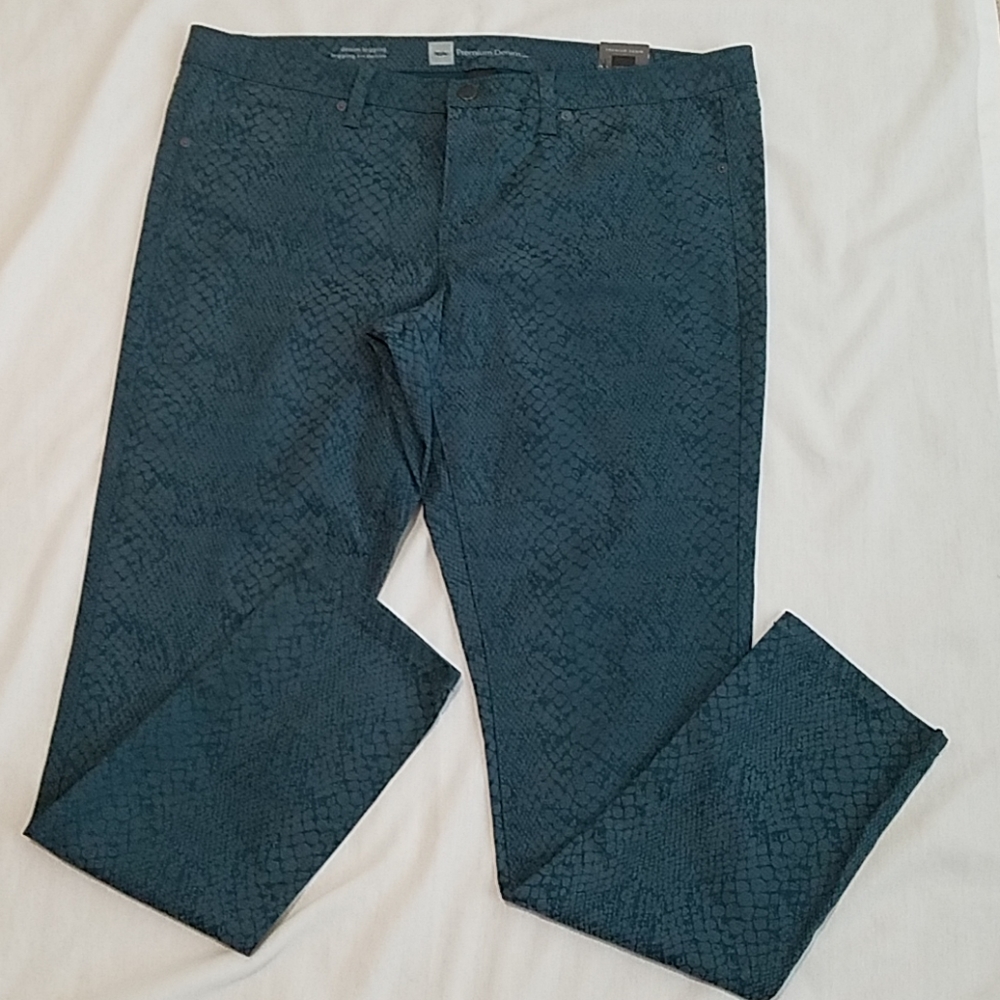 NWT Massimo Premium Denim Mid Rise Denim Leggings